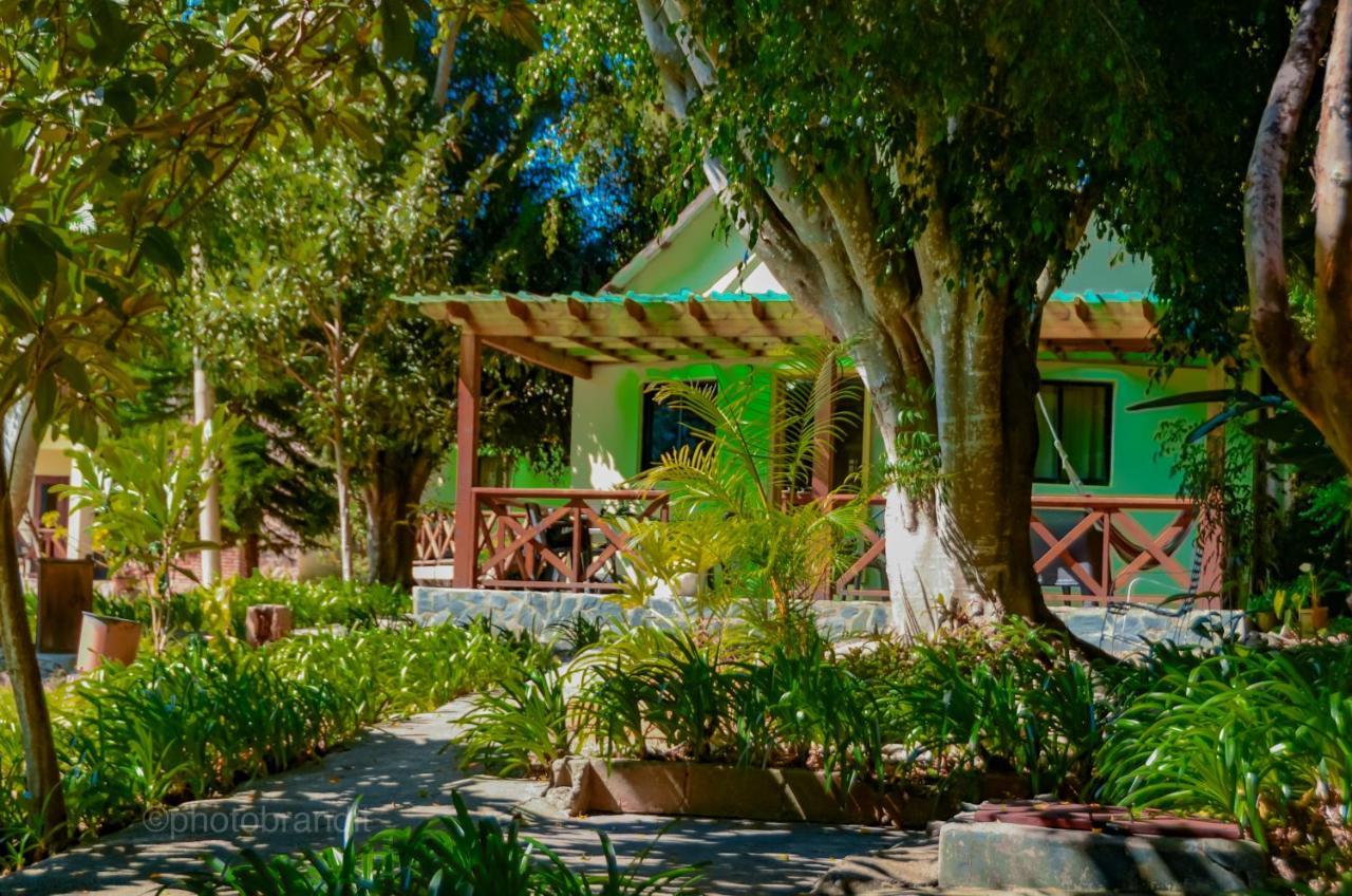 Hotel Rancho Constanza & Cabanas De La Montana Exterior photo