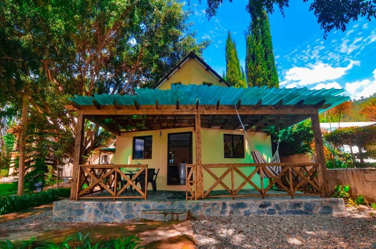Hotel Rancho Constanza & Cabanas De La Montana Exterior photo
