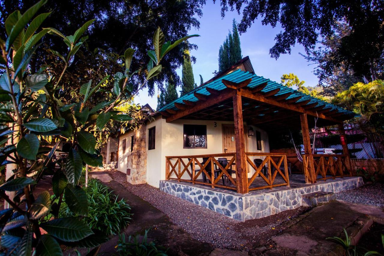 Hotel Rancho Constanza & Cabanas De La Montana Exterior photo